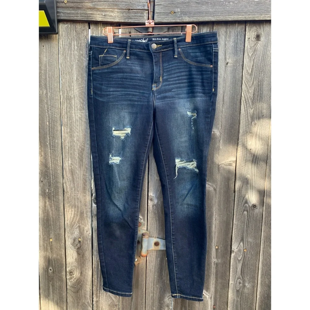 Mossimo Mid-Rise Skinny Jeans Size 29
